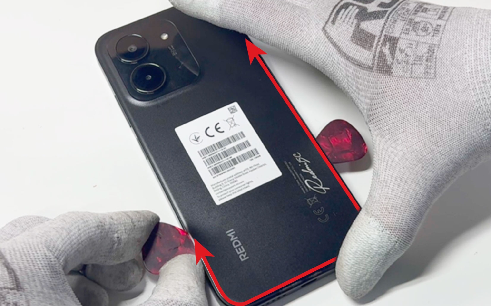 Comment changer la batterie sur Redmi 15C photo 3