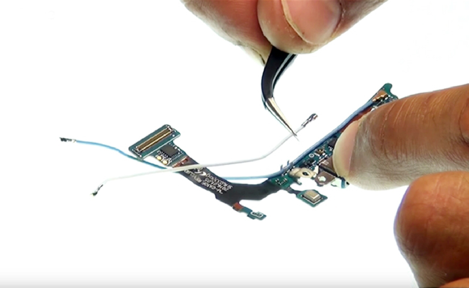 Changement du connecteur de charge sur Galaxy S7 photo 1