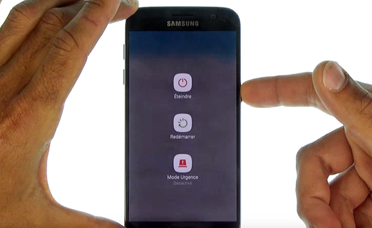 Changement du connecteur de charge sur Galaxy S7 photo 1