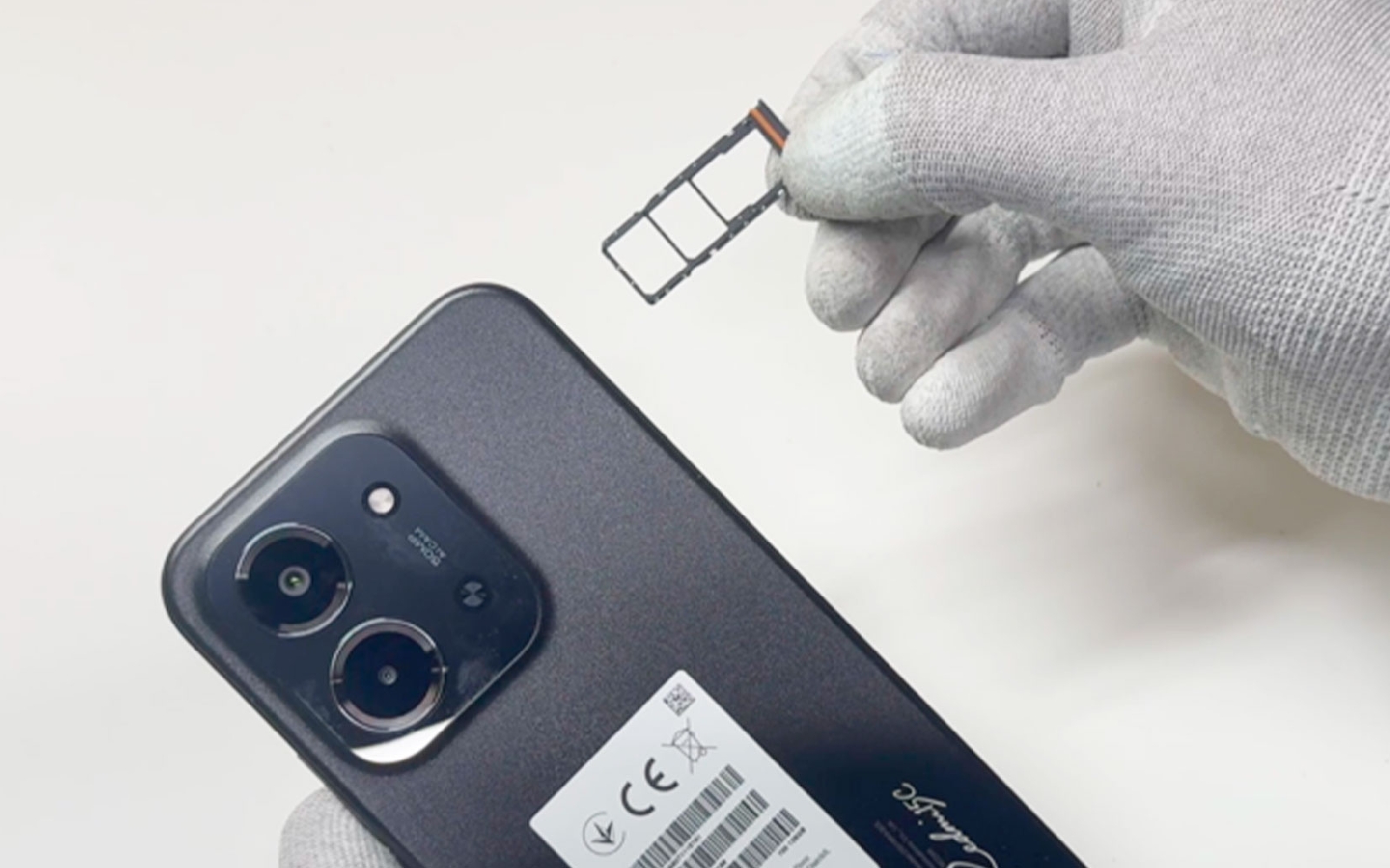 Comment changer le vitre arrière sur Redmi 15C photo 2