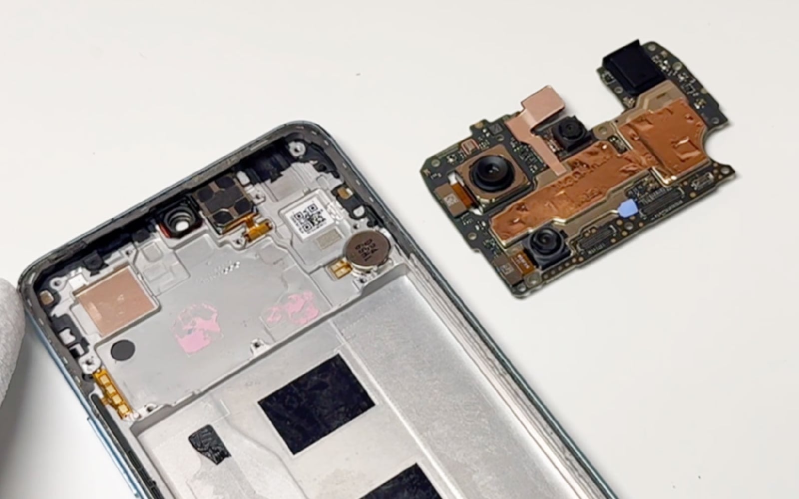 Comment changer le bloc écran  sur Redmi Note 13 (4G) photo 2