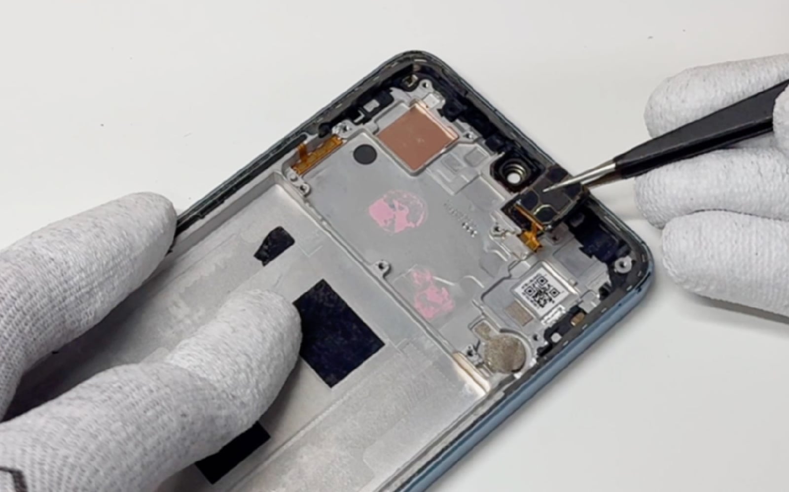 Comment changer le bloc écran  sur Redmi Note 13 (4G) photo 4
