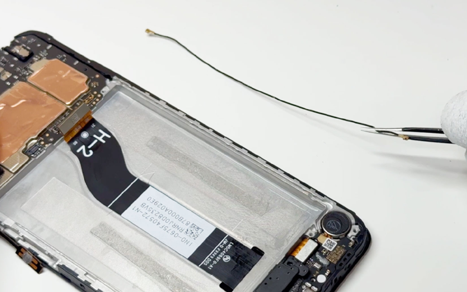 Comment changer le bloc écran sur Redmi 13C photo 4