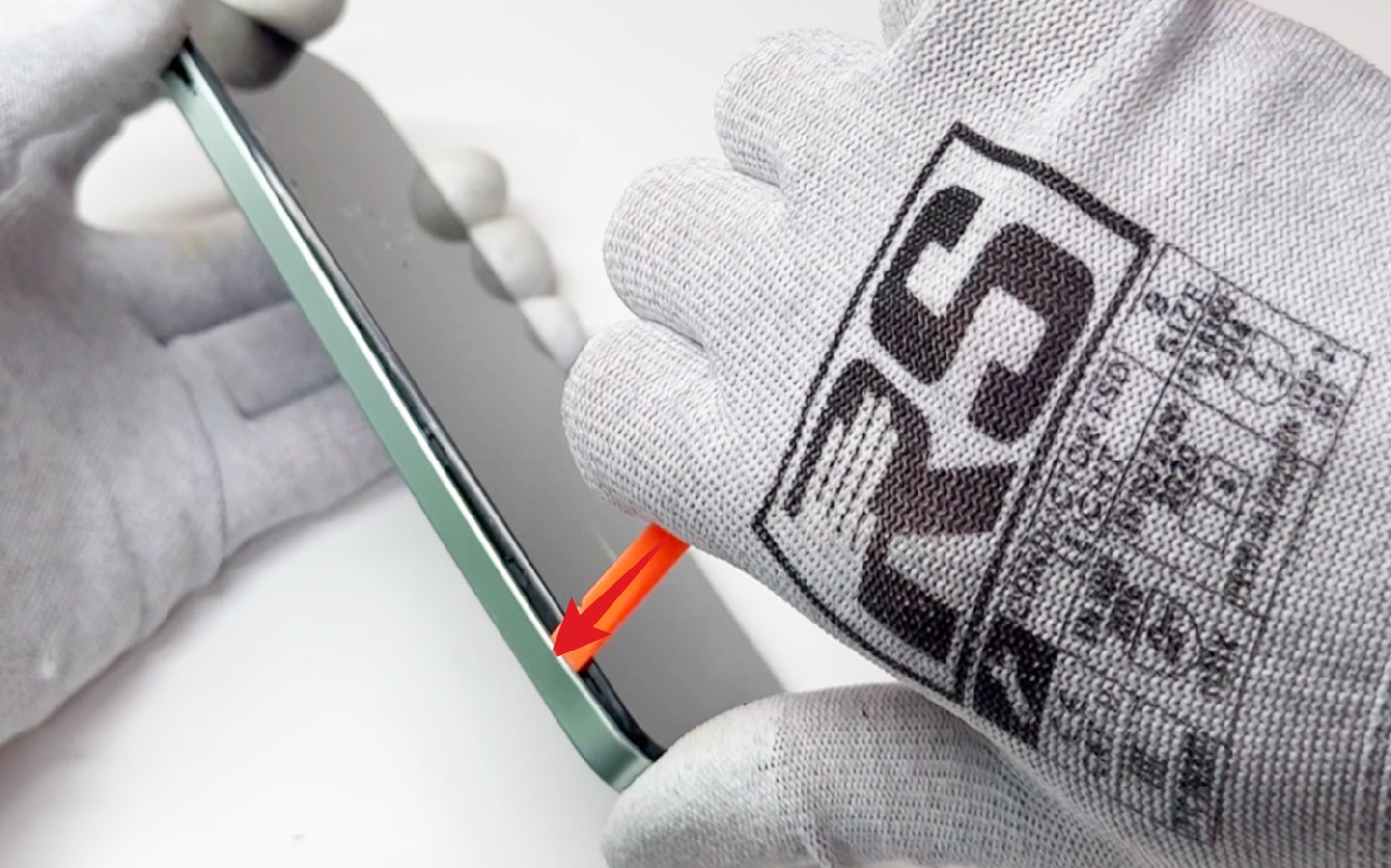 Comment changer le connecteur de charge sur Redmi 13C photo 4