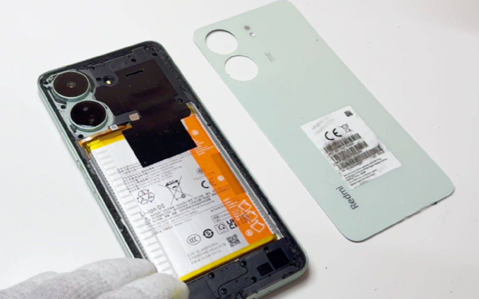 Comment changer le connecteur de charge sur Redmi 13C photo 4