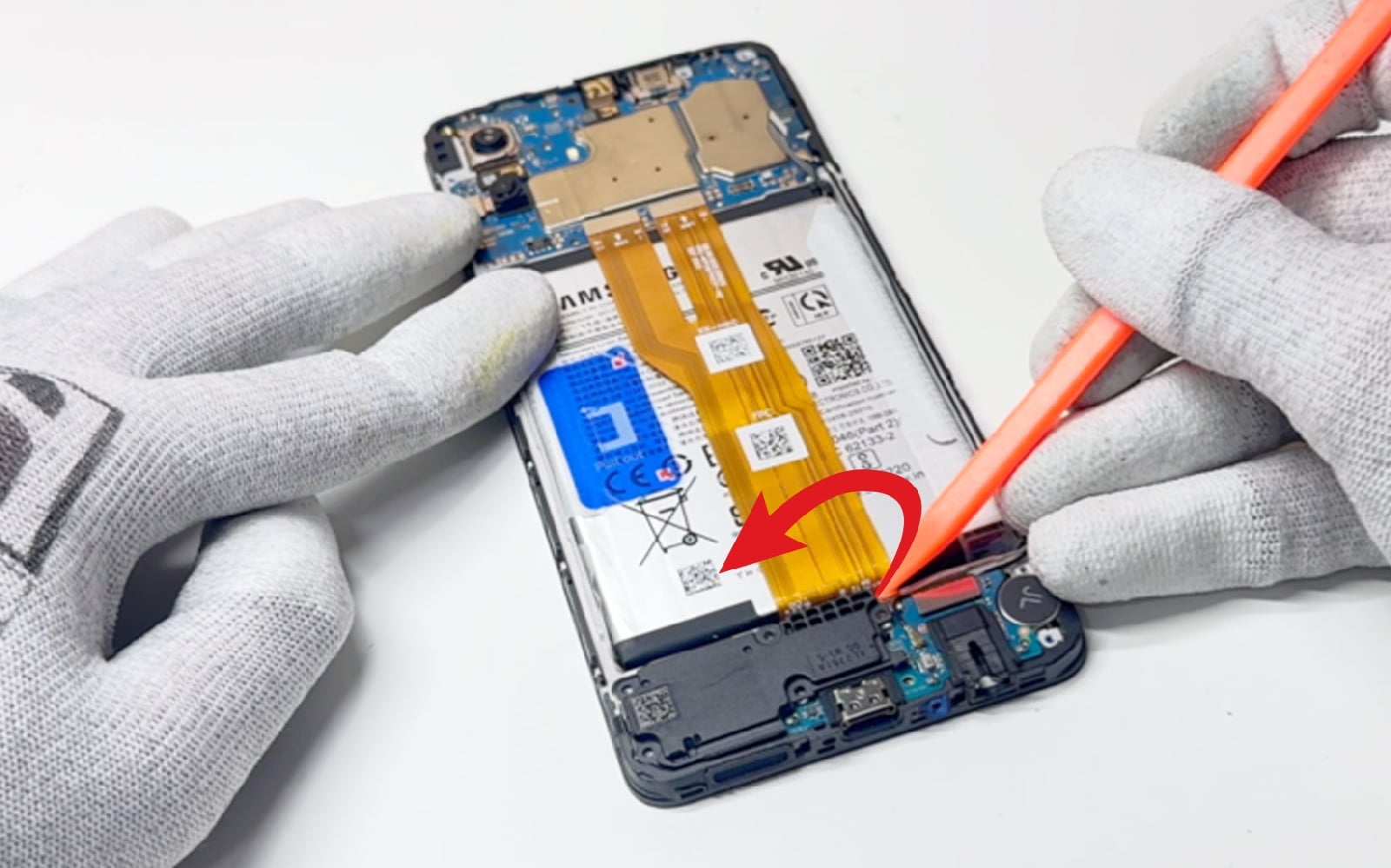 Comment changer le connecteur de charge sur Galaxy A07 4G photo 1