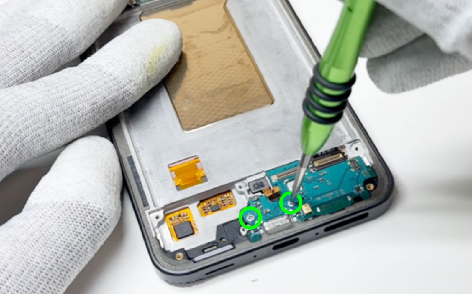 Comment changer le bloc écran sur Galaxy A36 photo 2