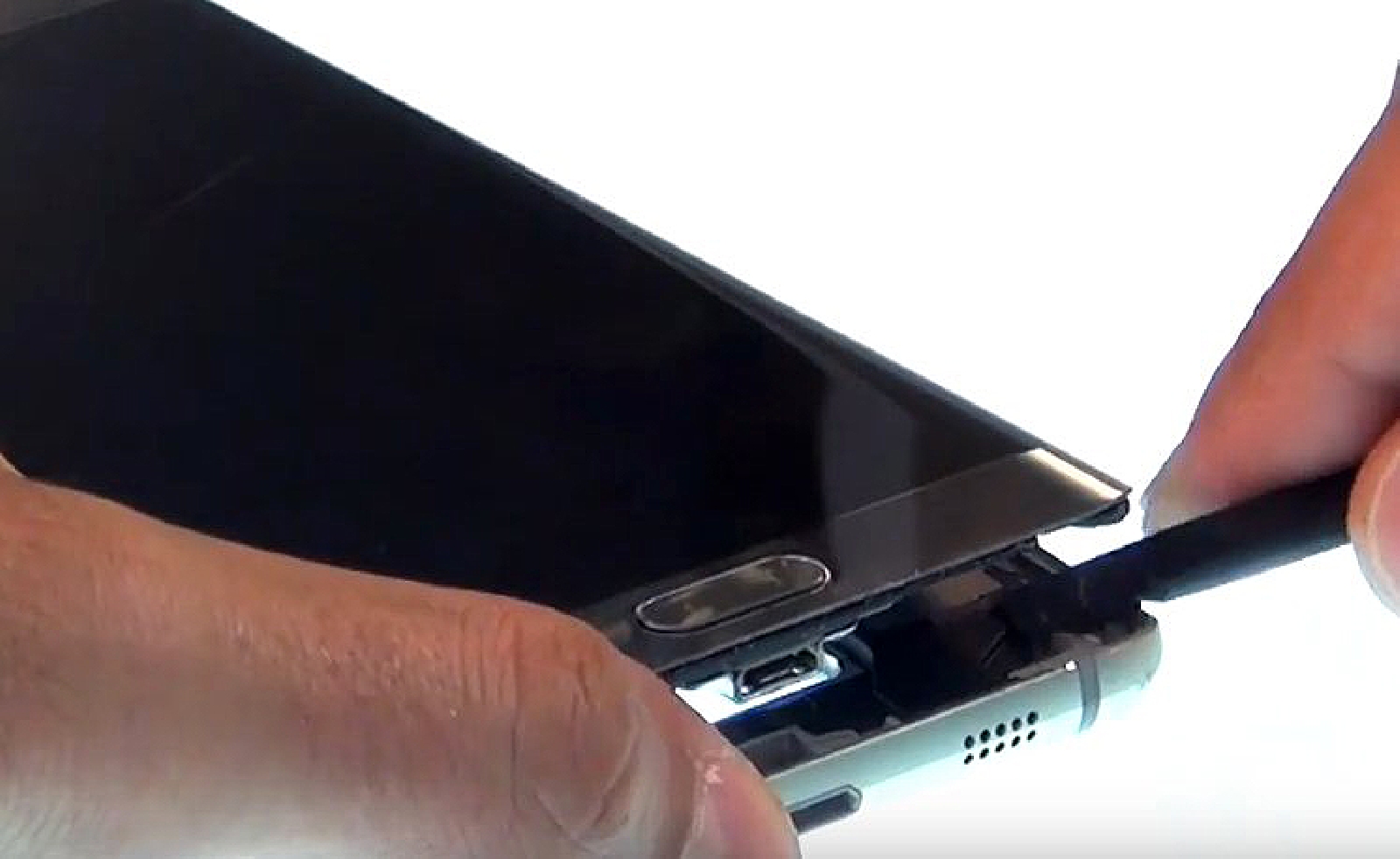 Changement d'écran (vitre+Amoled) sur Galaxy S6 Edge Plus photo 3