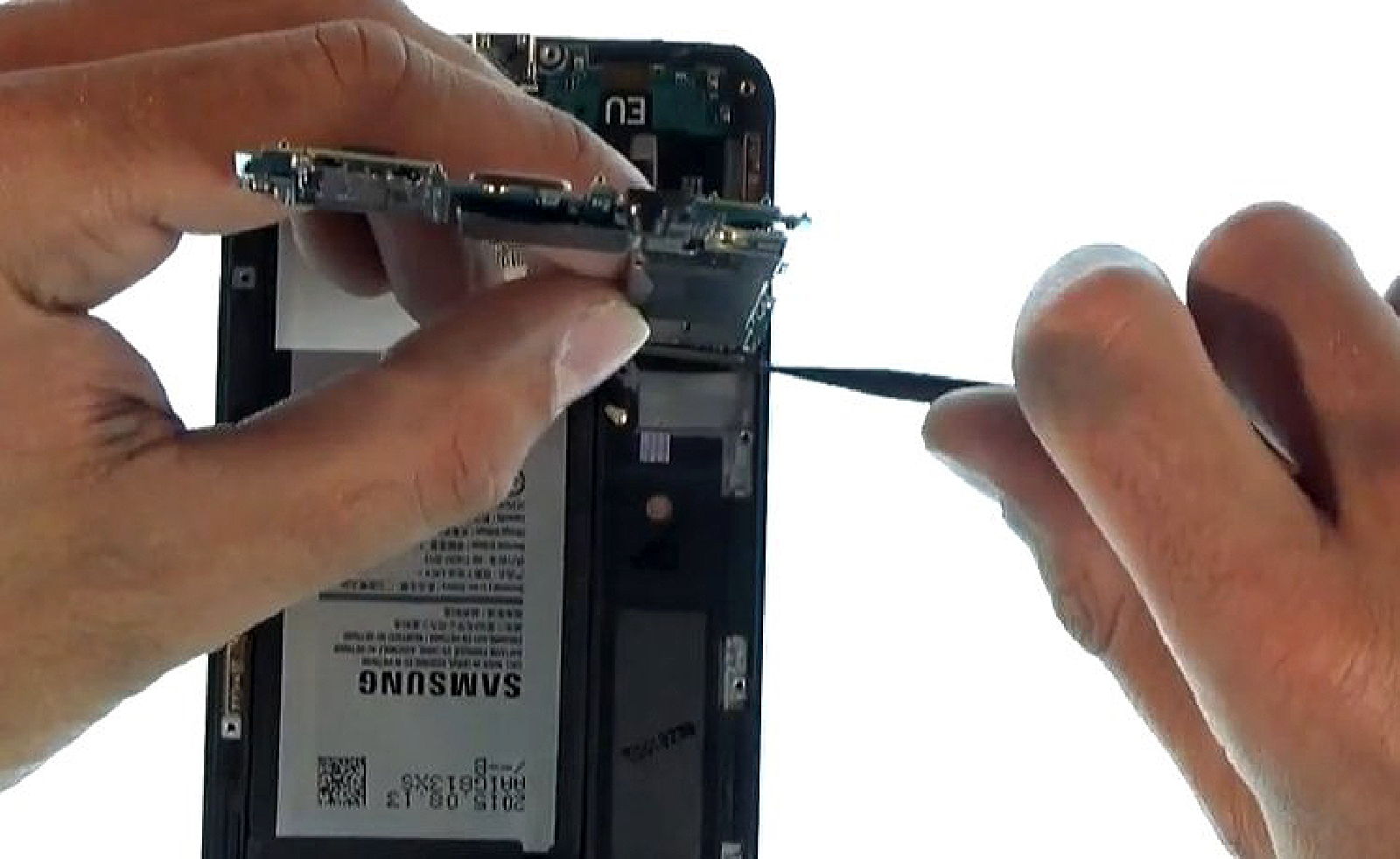 Changement d'écran (vitre+Amoled) sur Galaxy S6 Edge Plus photo 3