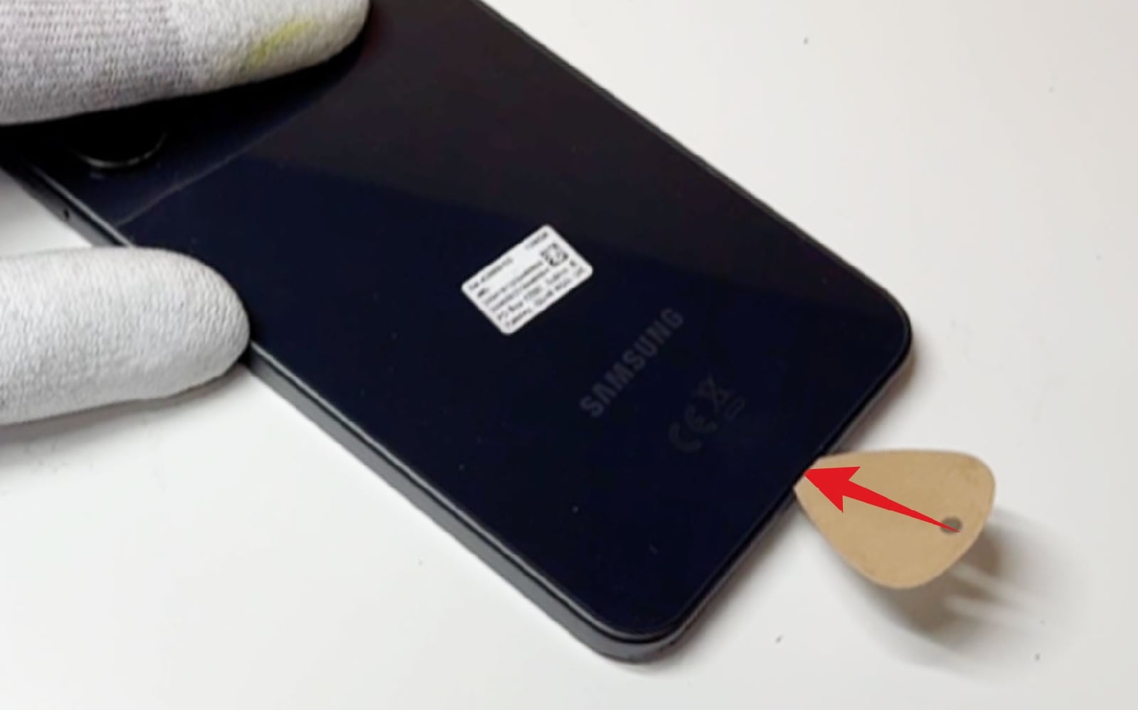 Comment changer le connecteur de charge sur Galaxy A36 (5G) photo 1