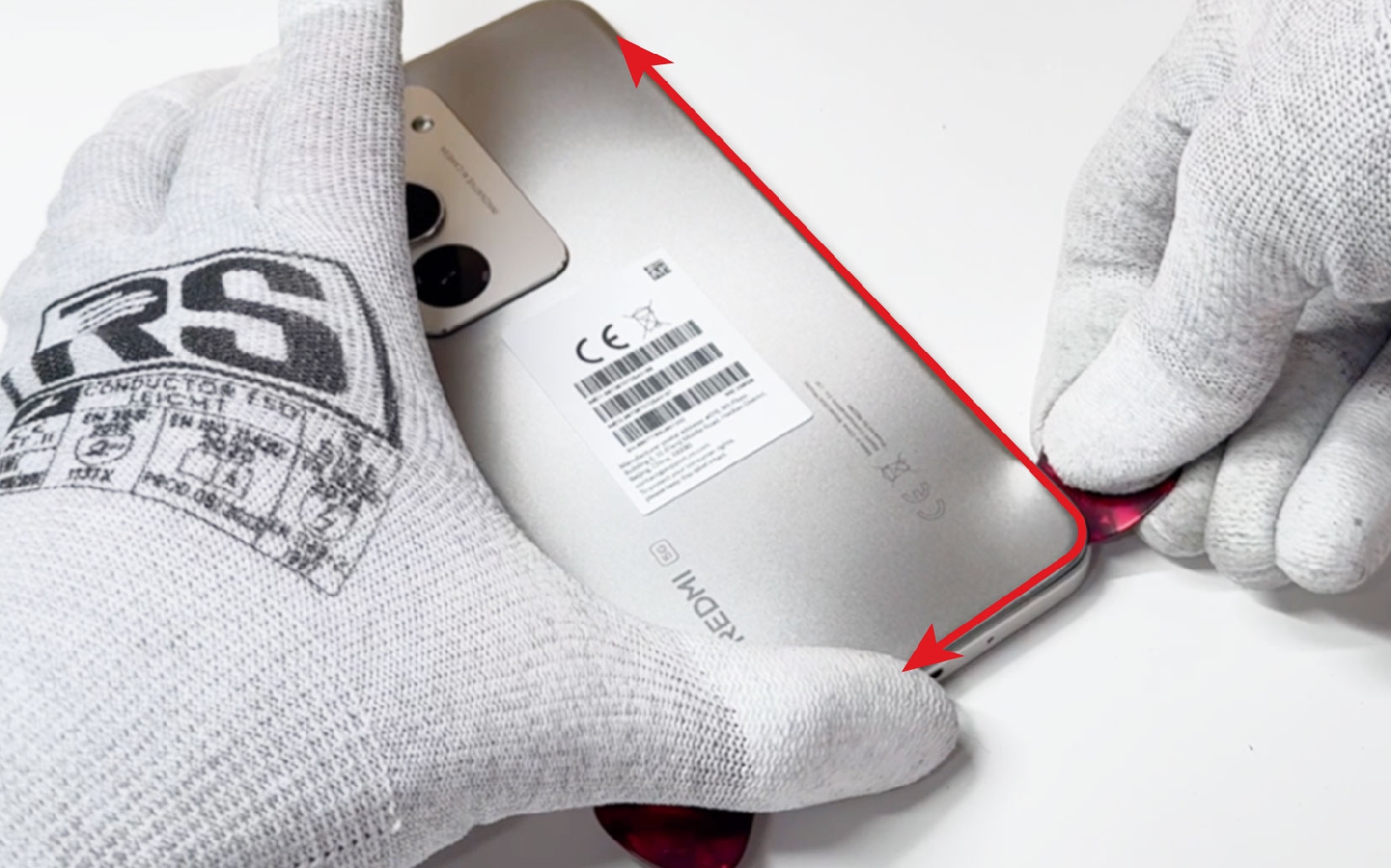 Comment changer la batterie sur Redmi 15 photo 2