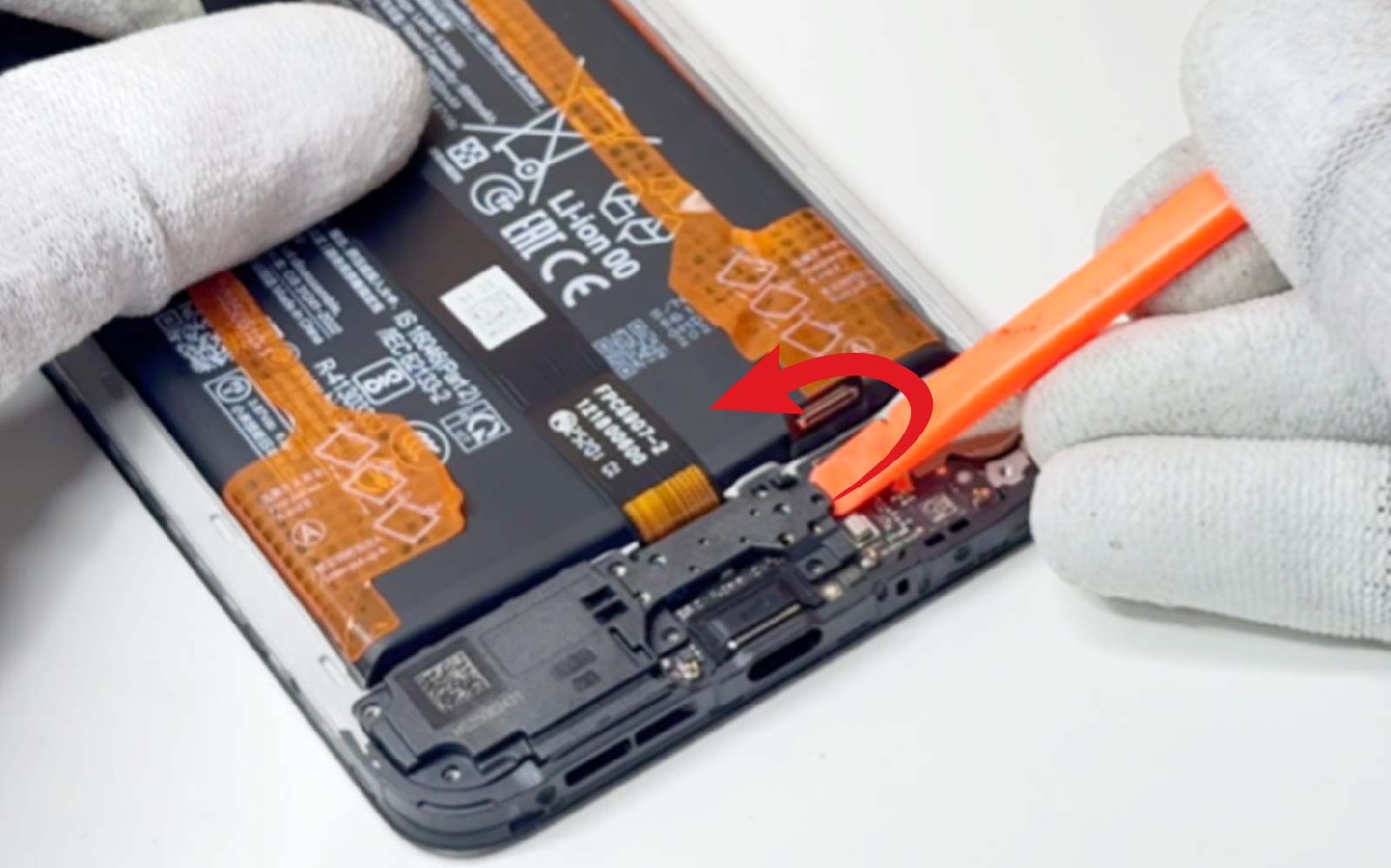 Comment changer le connecteur de charge sur Redmi 15 photo 2