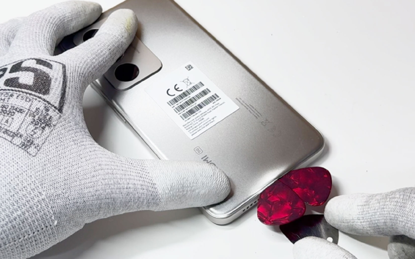 Comment changer la vitre arrière sur Redmi 15 photo 1