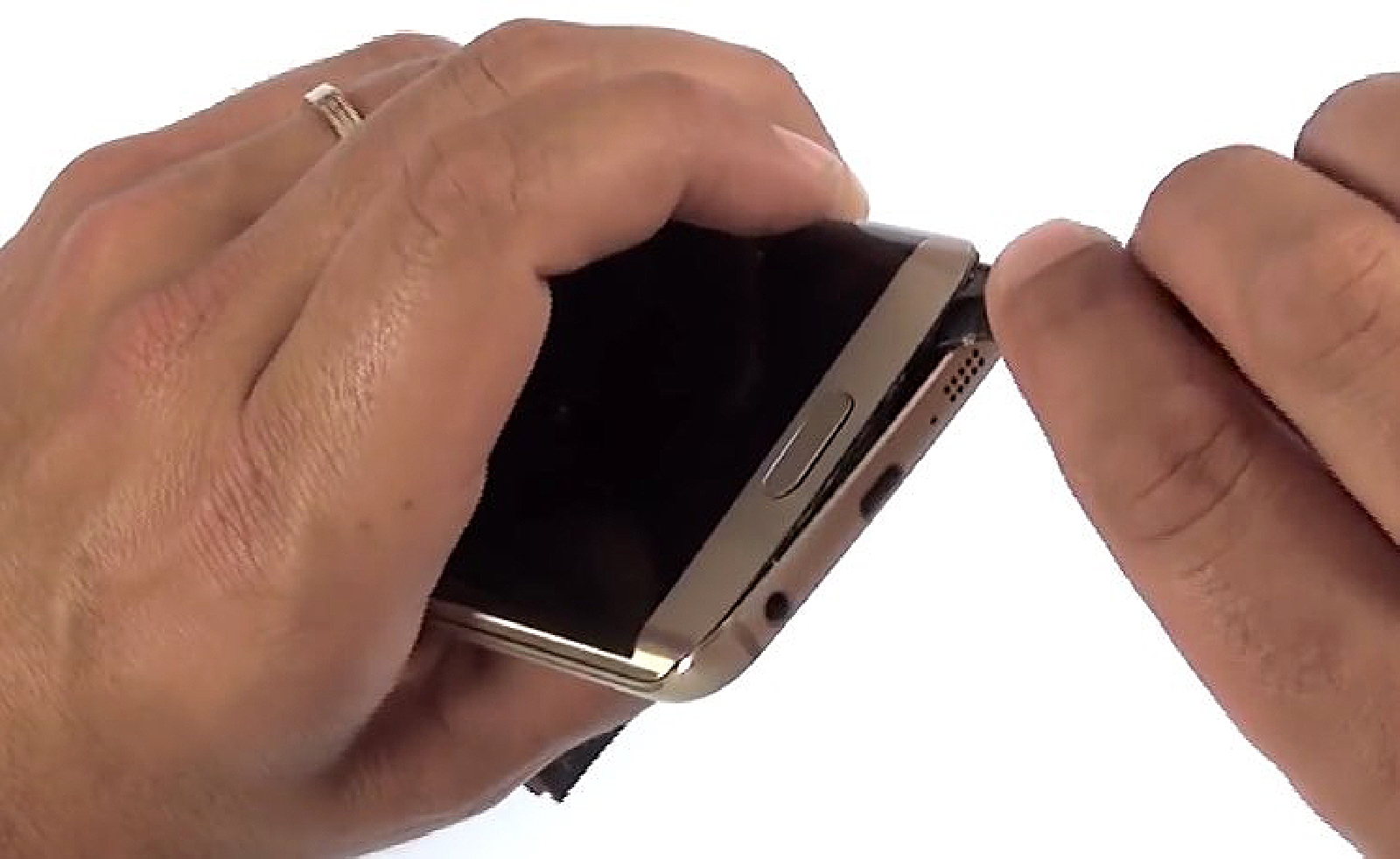 Changement de batterie sur Galaxy S6 Edge photo 3