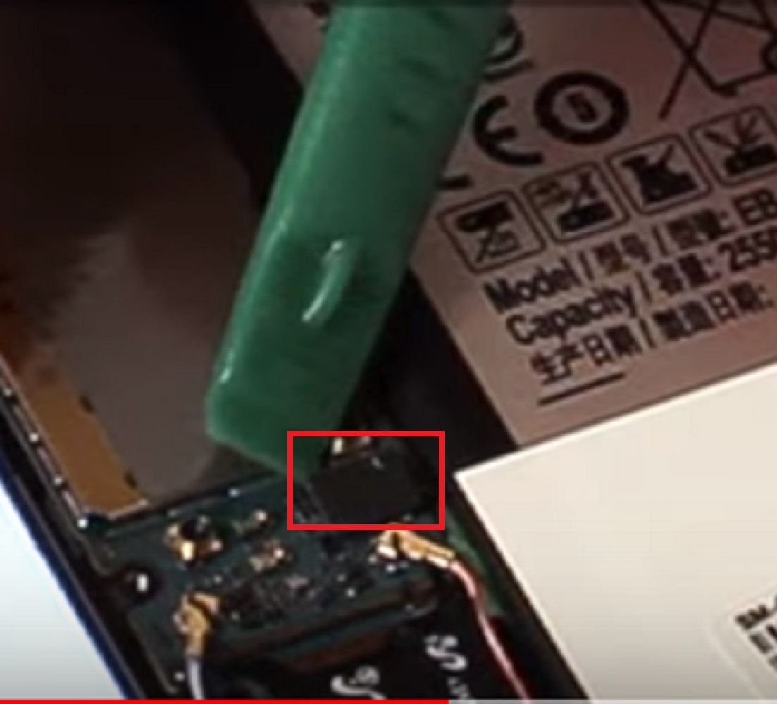 Changement d'écran (vitre+AMOLED) sur Galaxy S6 photo 2