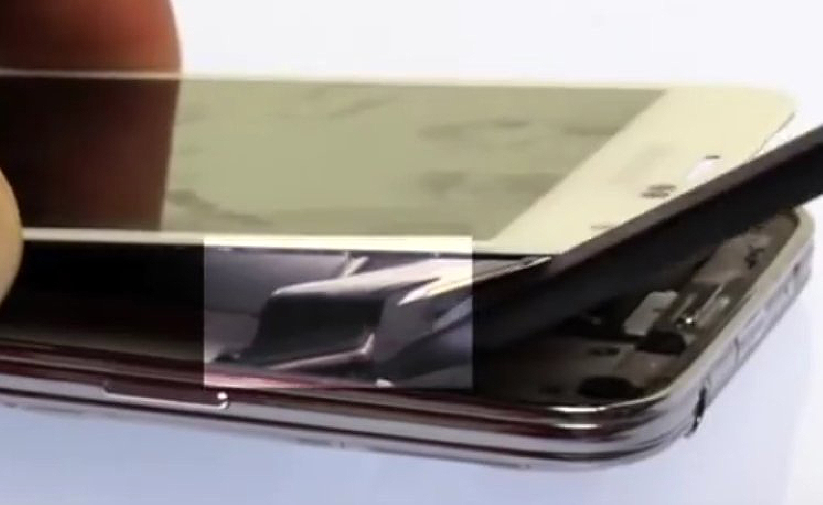 Changement d'écran (vitre+AMOLED) sur Galaxy S5 et S5 Plus photo 1