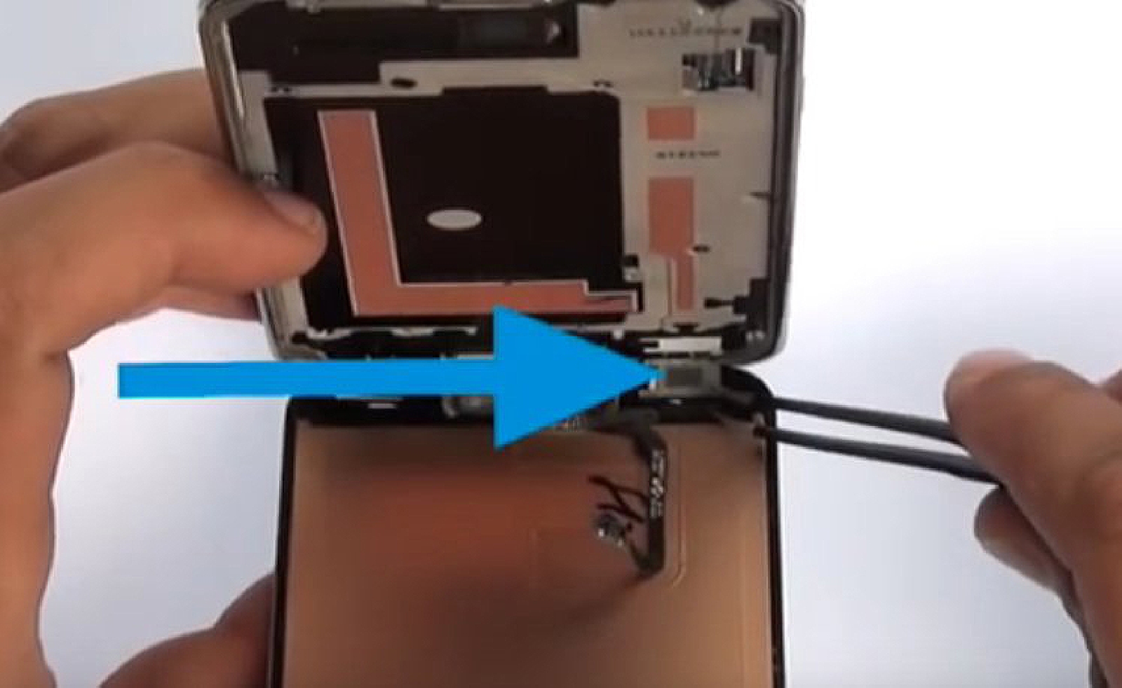 Changement d'écran (vitre+AMOLED) sur Galaxy S5 et S5 Plus photo 3