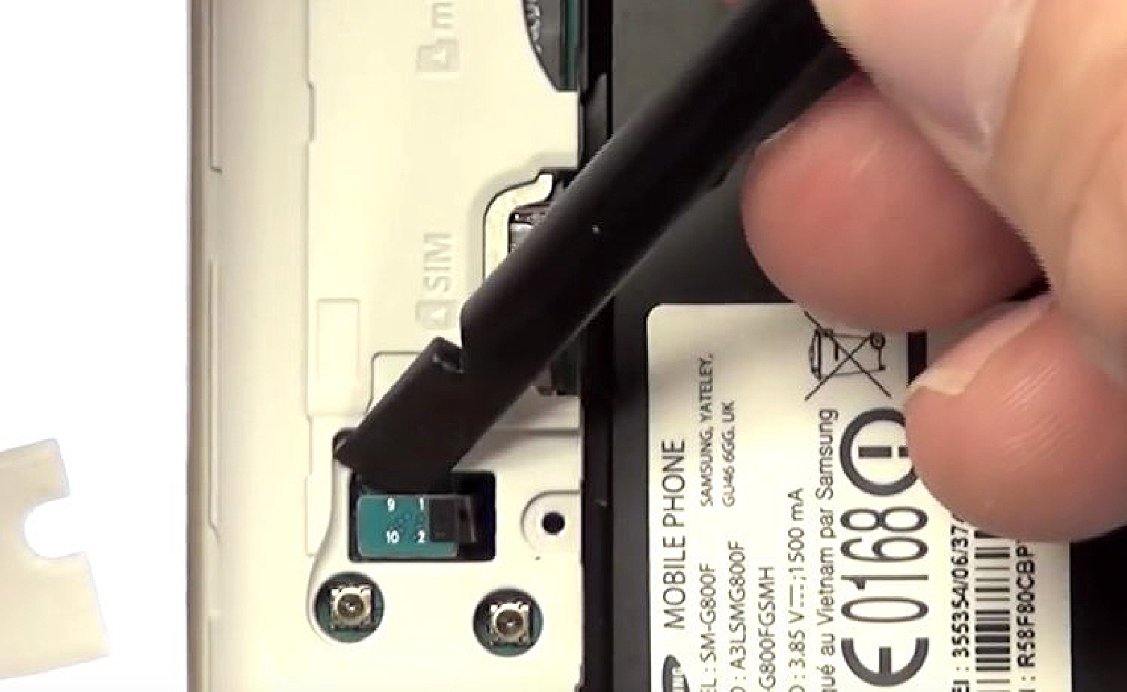 Changement d'écran (vitre+AMOLED) sur Galaxy S5 Mini photo 3