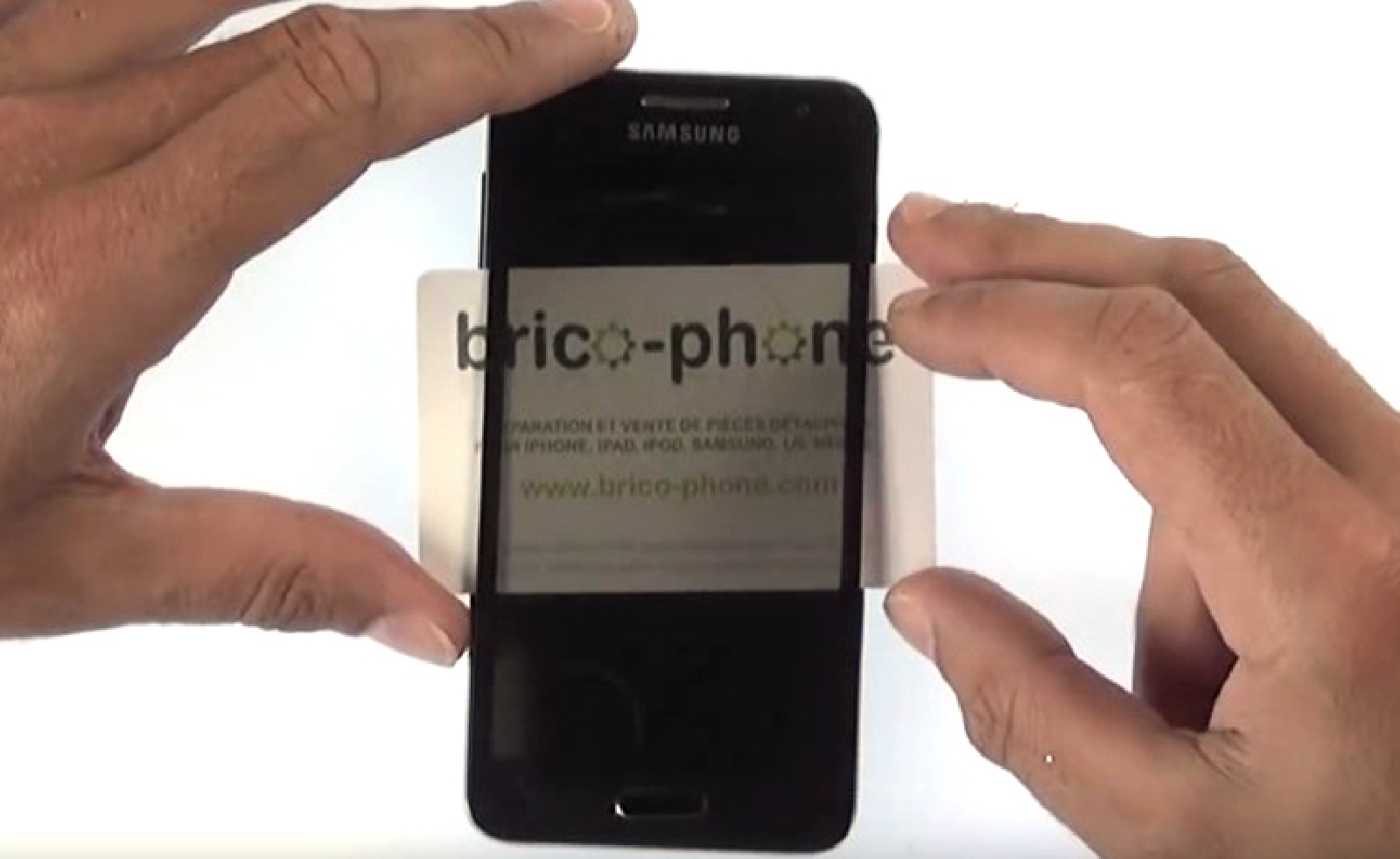 Changement d'écran (vitre+LCD) sur Galaxy A3 photo 1