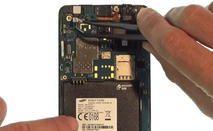 Changement de vitre tactile sur Galaxy Xcover 4 photo 1