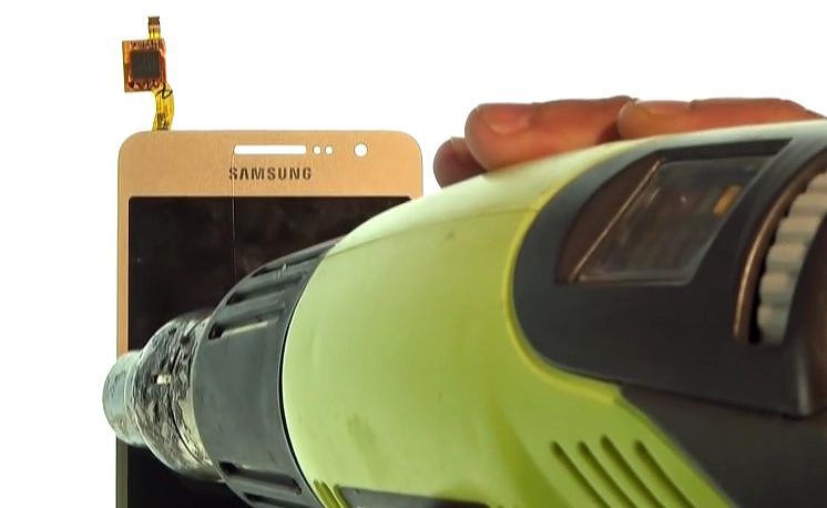 Changement de vitre tactile sur Galaxy Xcover 4 photo 1