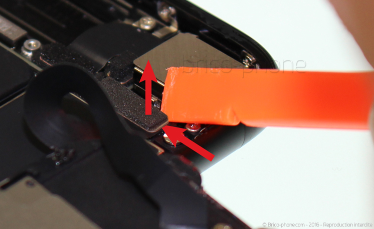 Changement d'écran (vitre+LCD) sans éléments prémontés en gardant l'étanchéité sur iPhone 7 photo 1