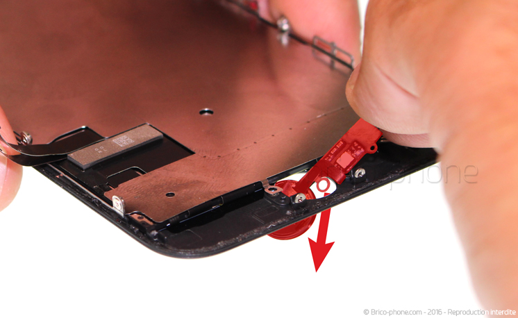 Changement d'écran (vitre+LCD) sans éléments prémontés en gardant l'étanchéité sur iPhone 7 photo 2