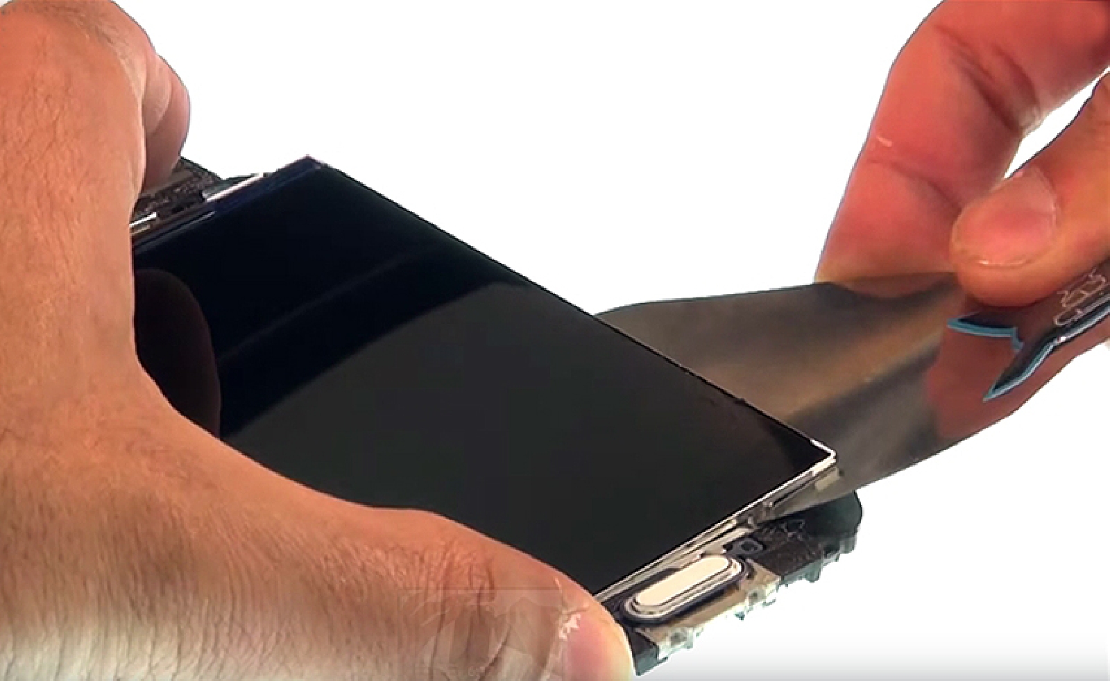 Changement d'écran (vitre+LCD) sur Galaxy Core Prime photo 2