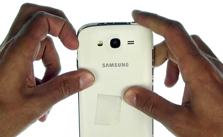 Changement de vitre tactile sur Galaxy Grand Neo photo 1