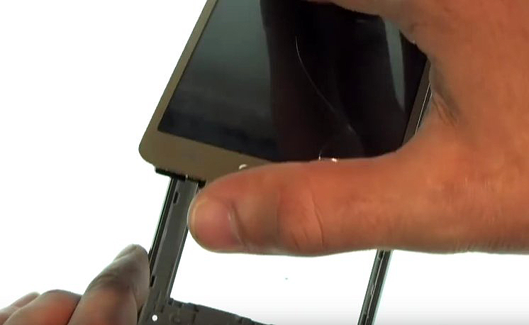 Changement de vitre tactile sur Galaxy Grand Prime photo 1