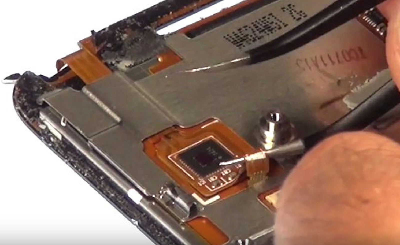 Changement de vitre tactile sur Galaxy Core Plus photo 2