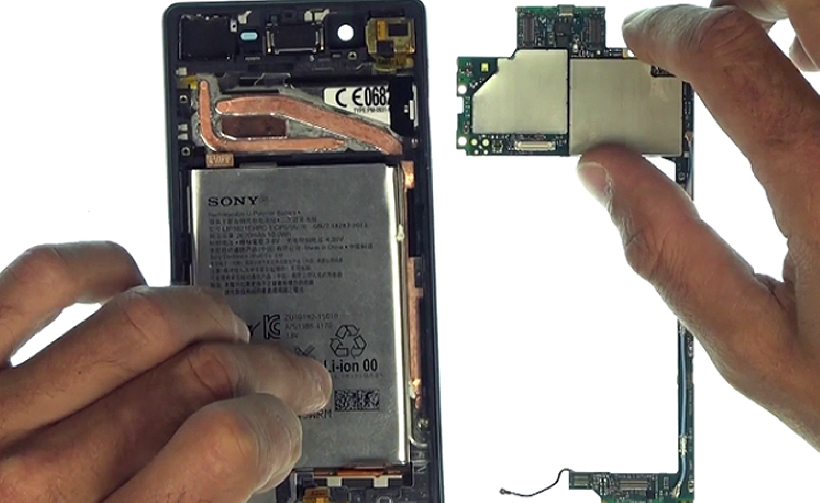 Changement d'écran (vitre+châssis+LCD) sur Xperia X - X Dual photo 3