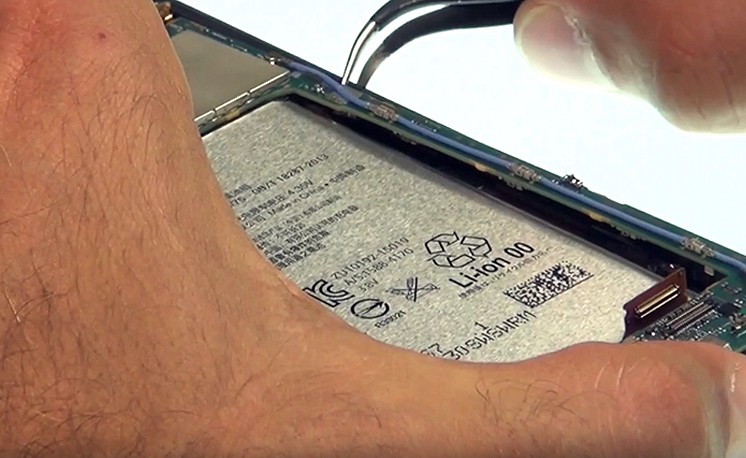 Changement de battterie sur Xperia X - X Dual photo 1