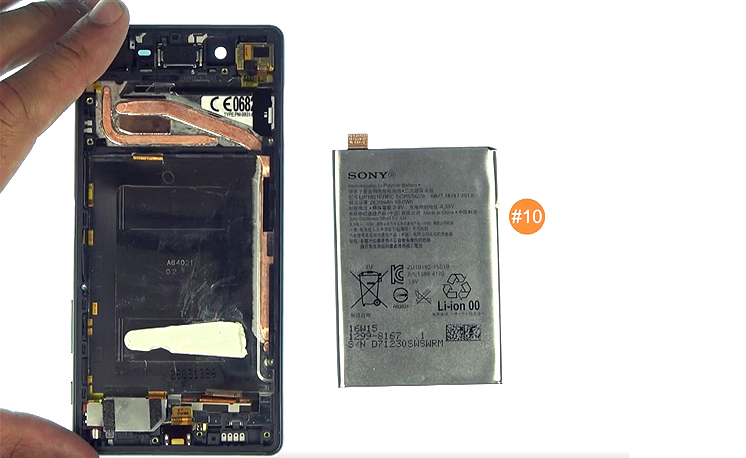 Changement de battterie sur Xperia X - X Dual photo 1