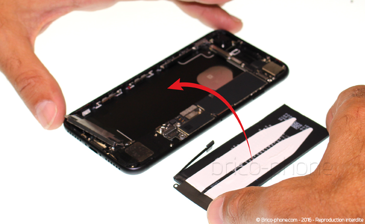 Changement de batterie sur iPhone 7 photo 2