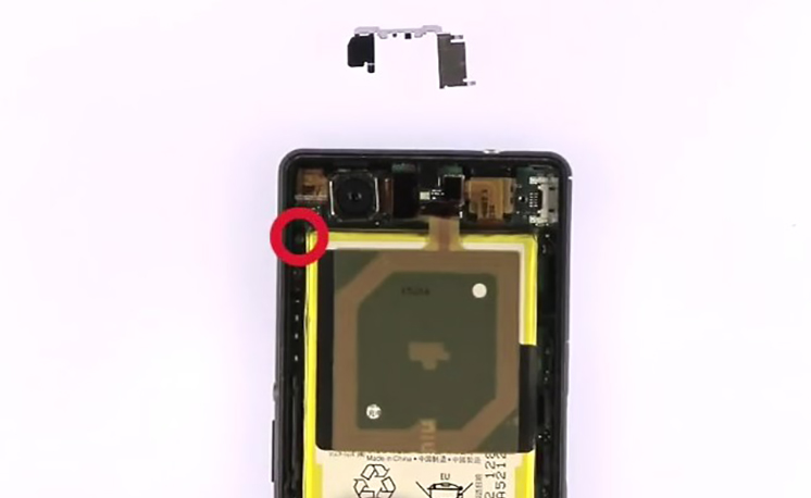 Changement de batterie sur Xperia Z3 Compact photo 1
