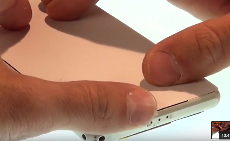 Changement d'écran (vitre+châssis+LCD) sur Xperia Z2 photo 1