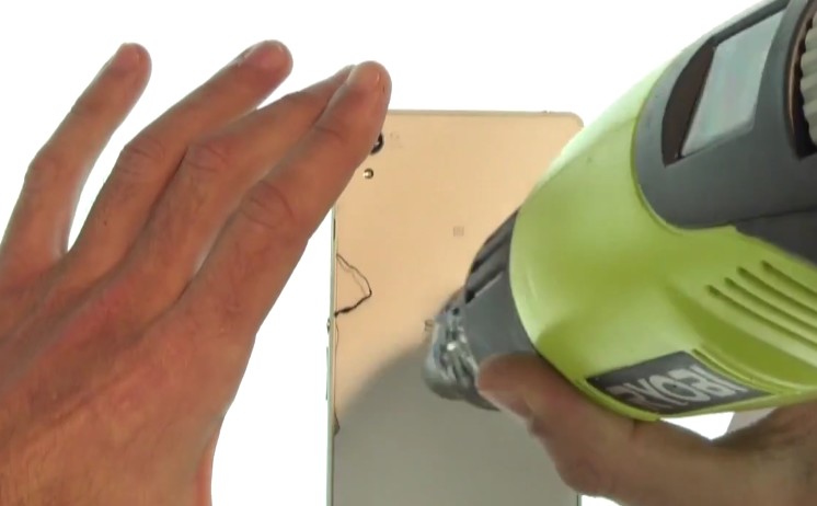 Changement de vitre arrière sur Xperia Z2 photo 1