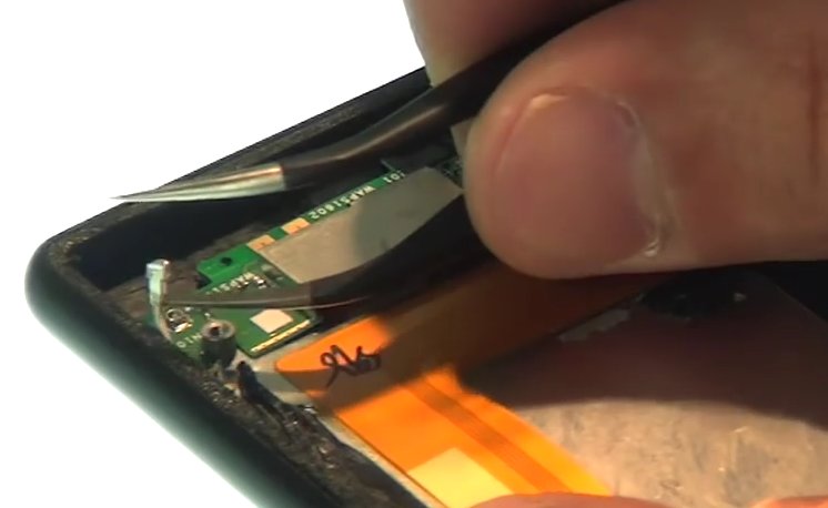 Changement d'écran (vitre+LCD) sur Xperia M4 Aqua photo 1