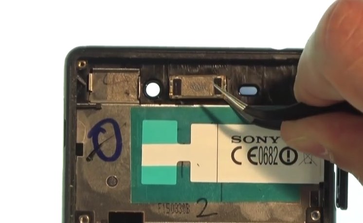 Changement d'écran (vitre+LCD) sur Xperia M4 Aqua photo 1