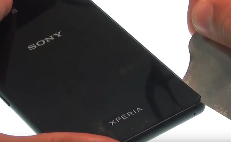 Changement de batterie sur Xperia M4 Aqua photo 1