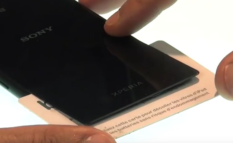 Changement de batterie sur Xperia M4 Aqua photo 2