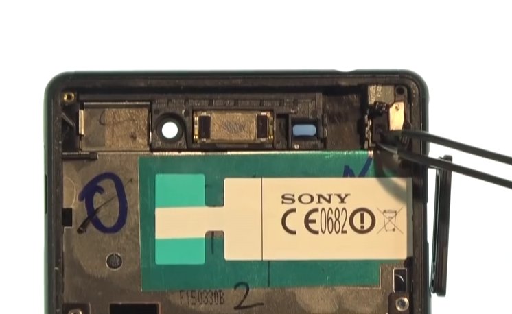 Changement de vitre arrière sur Xperia M4 Aqua photo 1