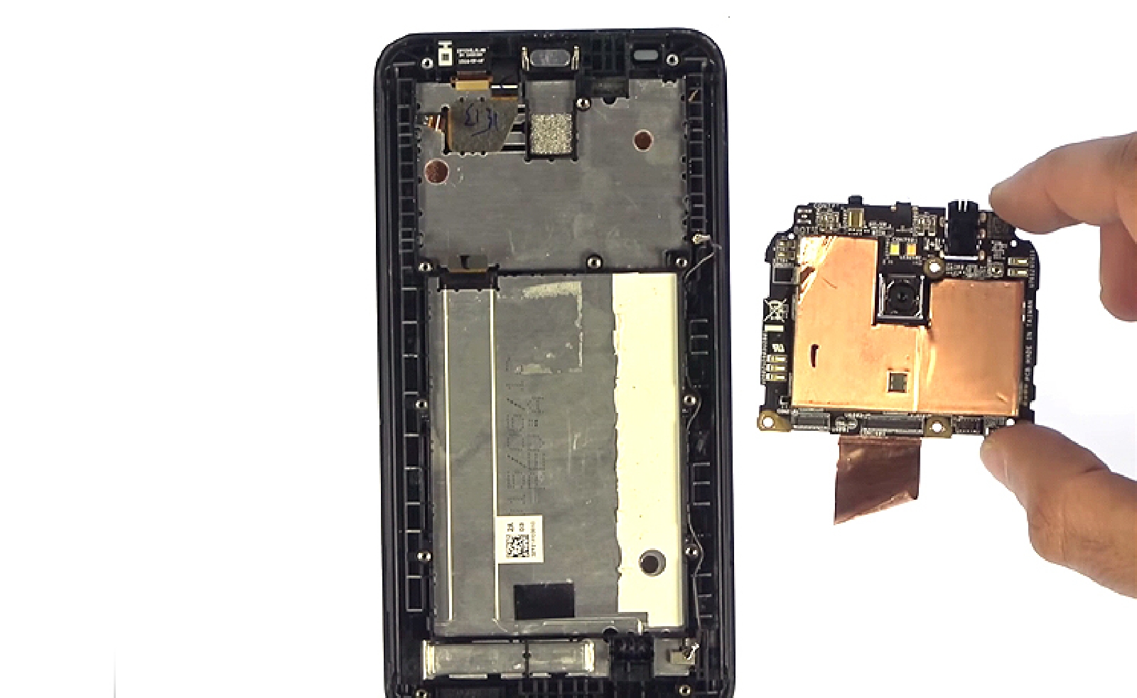 Changement d'écran (vitre+LCD) sur Zenfone 2 ZE551ML photo 3