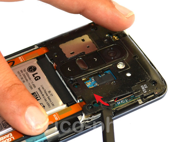 Changement d'écran (vitre+châssis+LCD) sur G2 photo 1