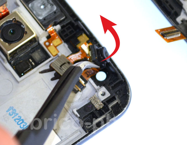 Changement d'écran (vitre+châssis+LCD) sur G2 photo 1