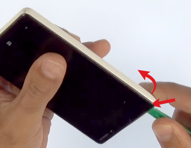 Changement de vitre tactile sur Lumia 820 photo 1