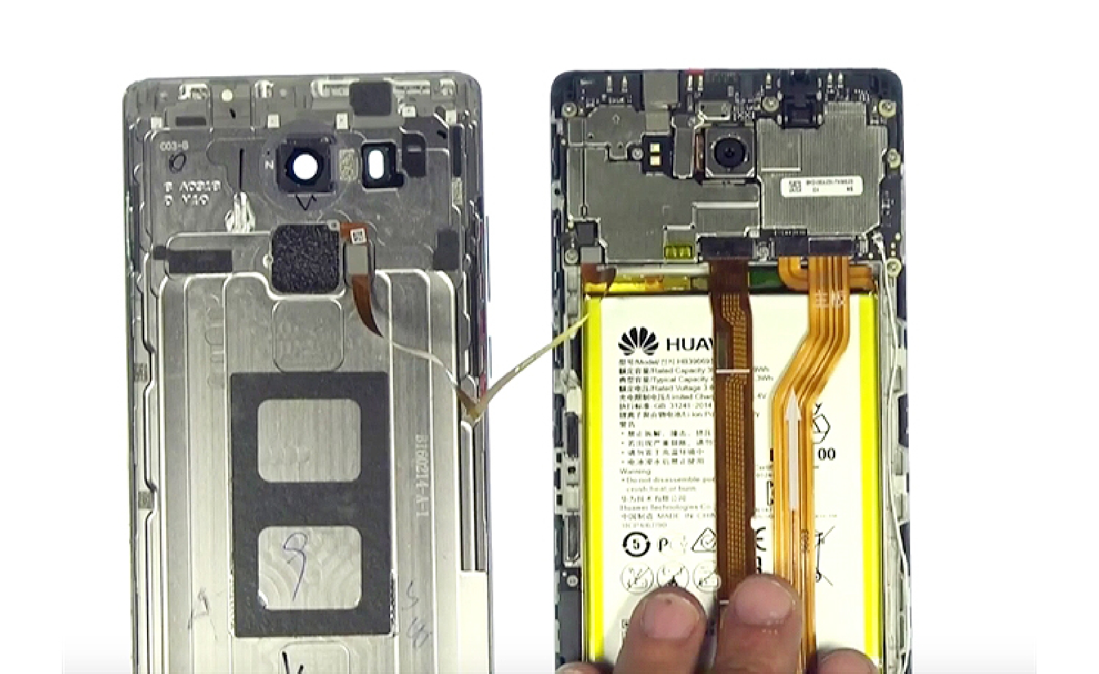 Changement d'écran (vitre+châssis+LCD) sur Mate 8 photo 4