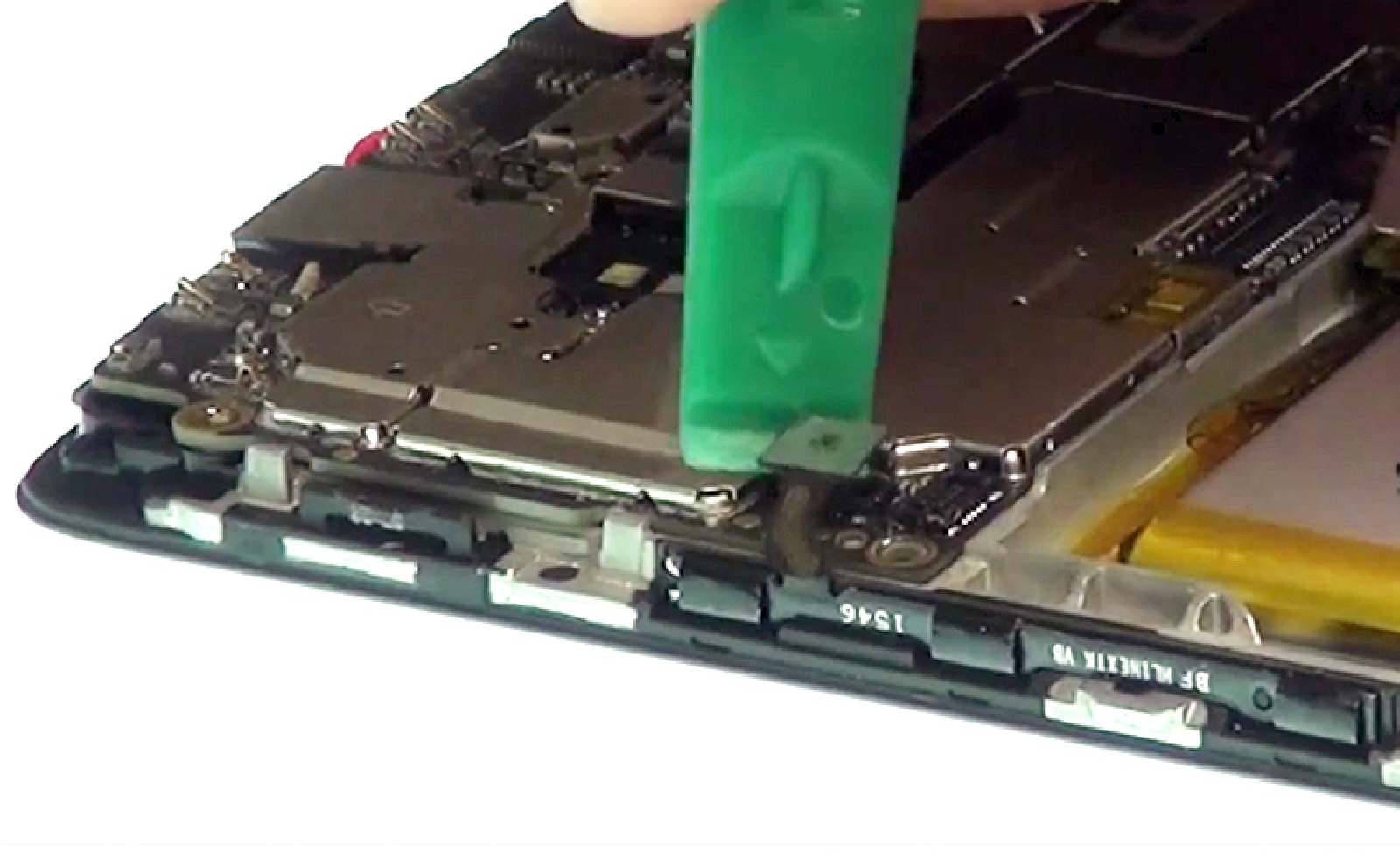 Changement d'écran (vitre+châssis+LCD) sur Mate 8 photo 2