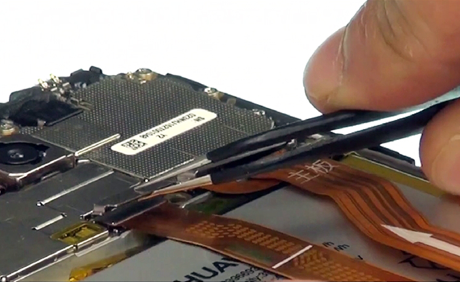 Changement de batterie sur Mate 8 photo 2